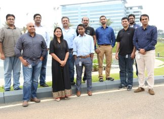 The NetApp Excellerator team with startups from the first cohort